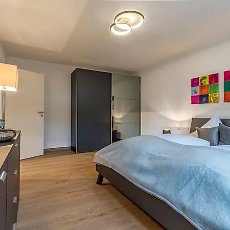 Rh-appartements 15 Minuten Von Basel Im Dorf Ruehrberg Apartmanhotel 4*