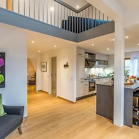 Apartmanhotel Rh-appartements 15 Minuten Von Basel Im Dorf Ruehrberg 4*