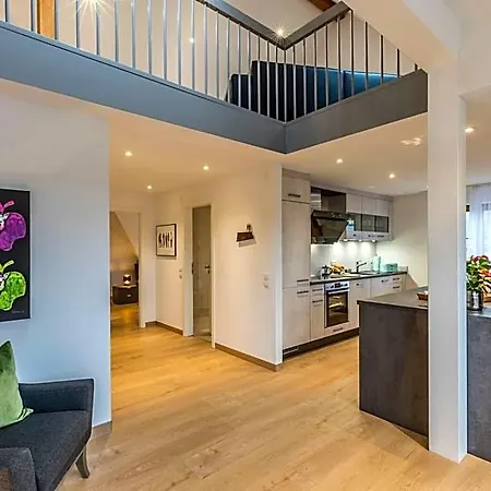 Apartmanhotel Rh-appartements 15 Minuten Von Basel Im Dorf Ruehrberg
