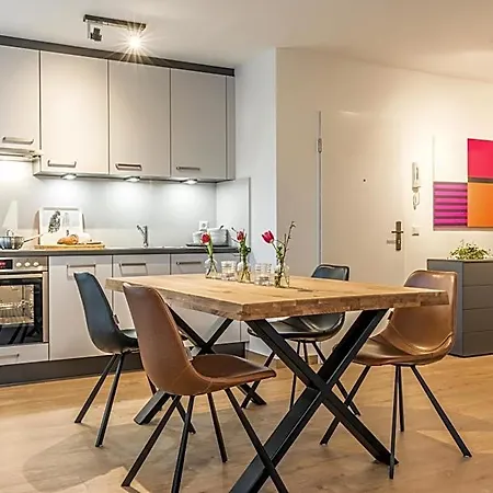 Apartmanhotel Rh-appartements 15 Minuten Von Basel Im Dorf Ruehrberg 4*