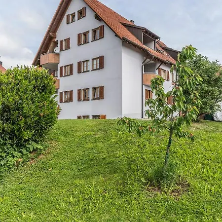 Rh-appartements 15 Minuten Von Basel Im Dorf Ruehrberg Apartmanhotel 4*