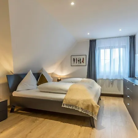 Rh-appartements 15 Minuten Von Basel Im Dorf Ruehrberg 4*